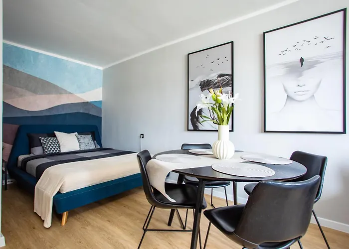 Potockiej 39 - Lazarz Apartmán Poznaň